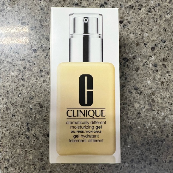 Clinique Dramatically Different Moisturizing Gel -NWB - Picture 7 of 7
